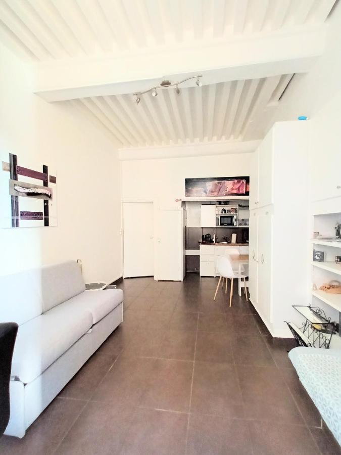 Ferienwohnung Nest In Heart Of Lyon Exterior foto
