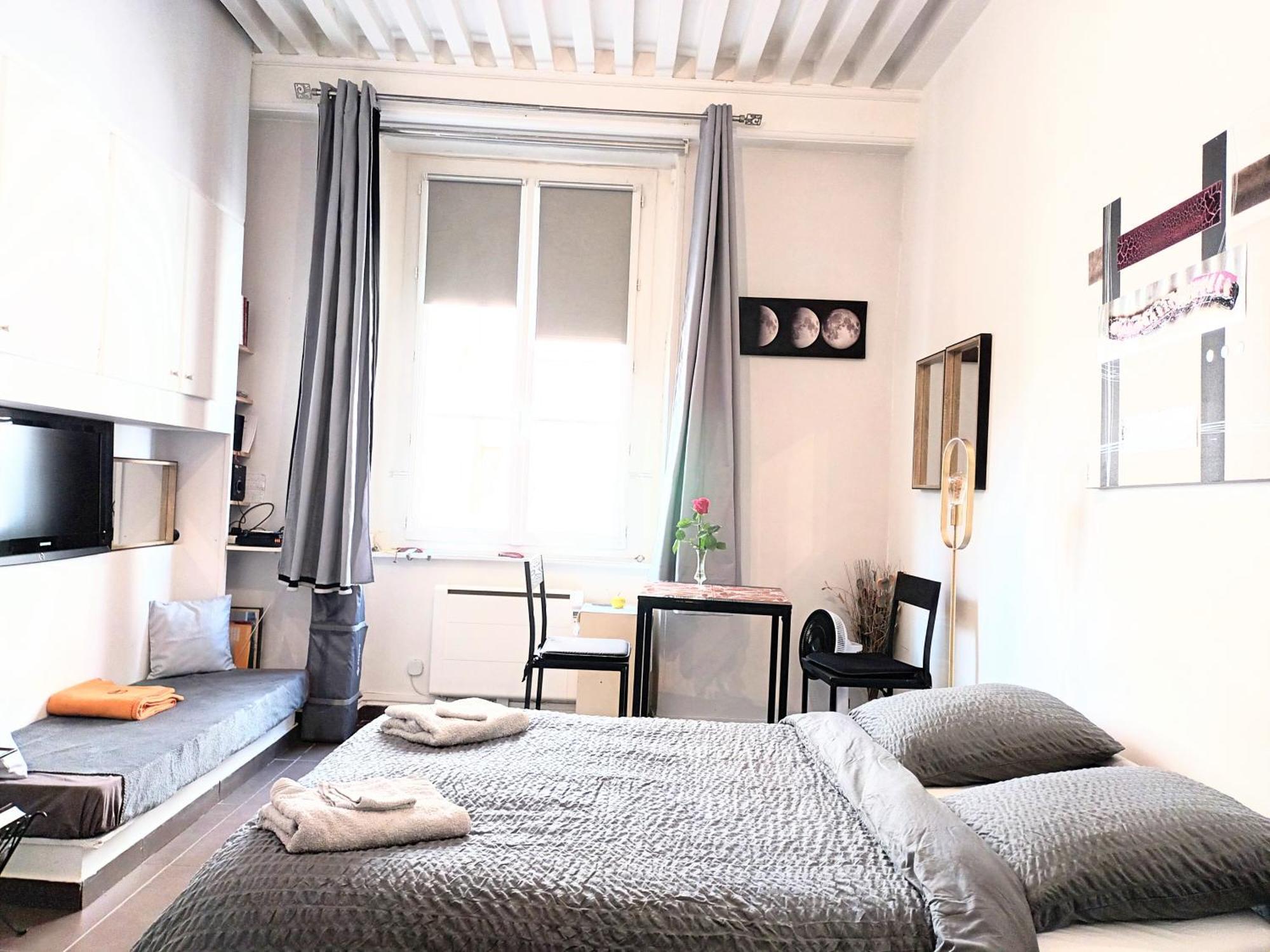 Ferienwohnung Nest In Heart Of Lyon Exterior foto
